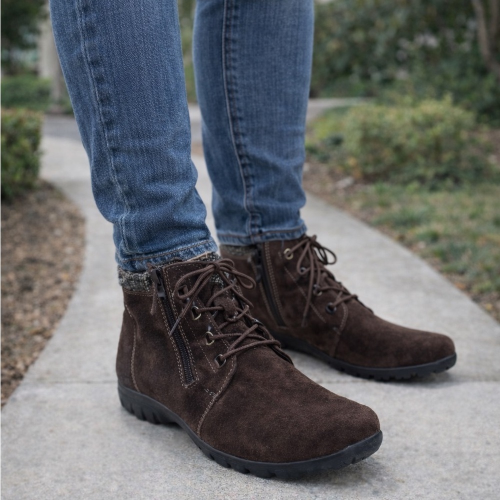 Propet Delaney Ankle Boots Women’s Size 11 Brown Suede Lace Up Comfort Booties